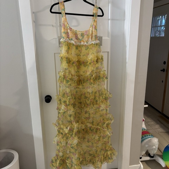 NWT Small FOR LOVE & LEMONS Vikki Ruffles Lace Tiered Yellow Floral‎ Maxi Dress